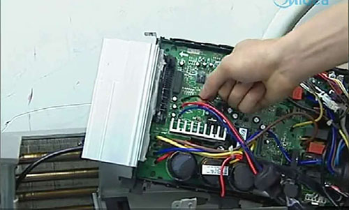 凤庆美的空调电话是多少